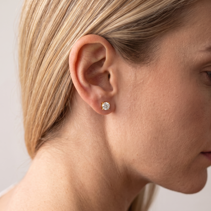 14k Gold 3mm Diamond Earrings - Screwback or Pushback - Pair